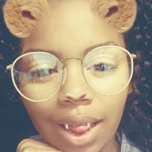 Meet your Posher, Anistasia